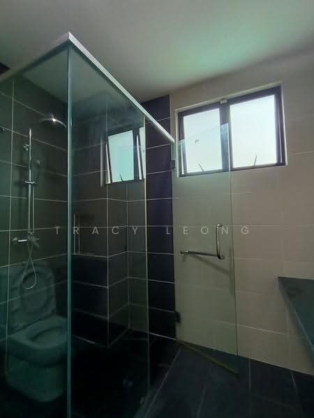3-storey Terraced House for Sale in Taman Damai Utama (Bandar Kinrara) - Tracy Leong - Bathroom - PropertyGuru.com.my