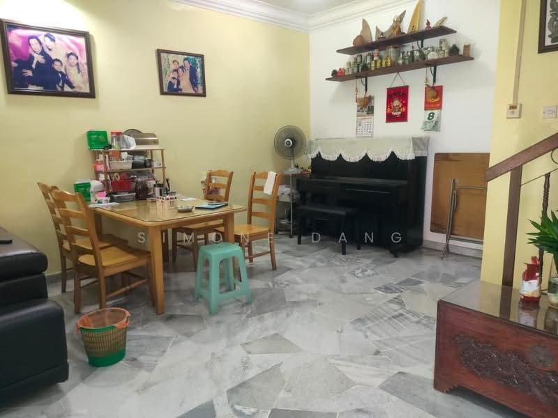 Rumah Teres 2-Tingkat untuk Dijual di PJS 3, Taman Sri Manja (Petaling Jaya) - Simone Dang - Dining Room - PropertyGuru.com.my