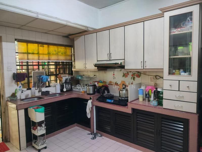 Rumah Teres 2-Tingkat untuk Dijual di PJS 3, Taman Sri Manja (Petaling Jaya) - Simone Dang - Kitchen - PropertyGuru.com.my