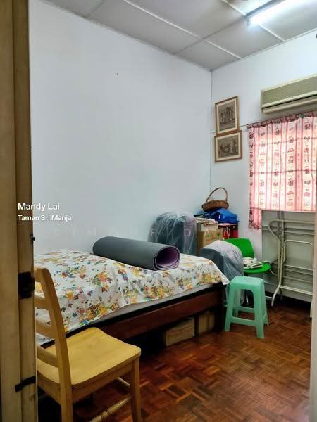 Rumah Teres 2-Tingkat untuk Dijual di PJS 3, Taman Sri Manja (Petaling Jaya) - Simone Dang - Bedroom - PropertyGuru.com.my