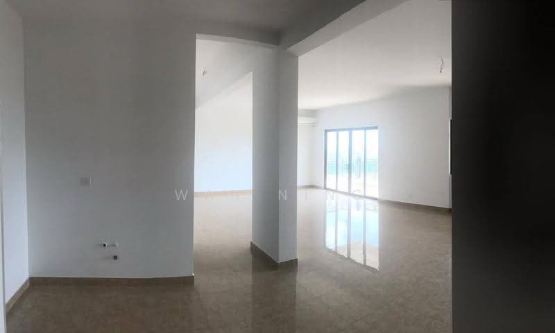 Condominium for Sale at Laguna Heights (Bukit Laguna) - Wan Ning - Living Room - PropertyGuru.com.my