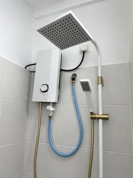 Pangsapuri untuk Disewa di Larkin Indah - Vincent Lai - Bathroom - PropertyGuru.com.my