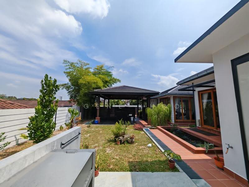Rumah Banglo untuk Disewa di Taman Kolam Air (Johor Bahru) - Eugene Khoo - PropertyGuru.com.my