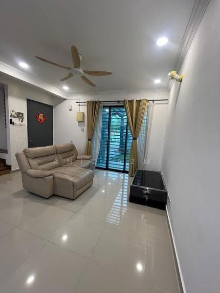 Rumah Teres 2-Tingkat untuk Dijual di Seremban (Negeri Sembilan) - Aniq Azmi - Living Room - PropertyGuru.com.my