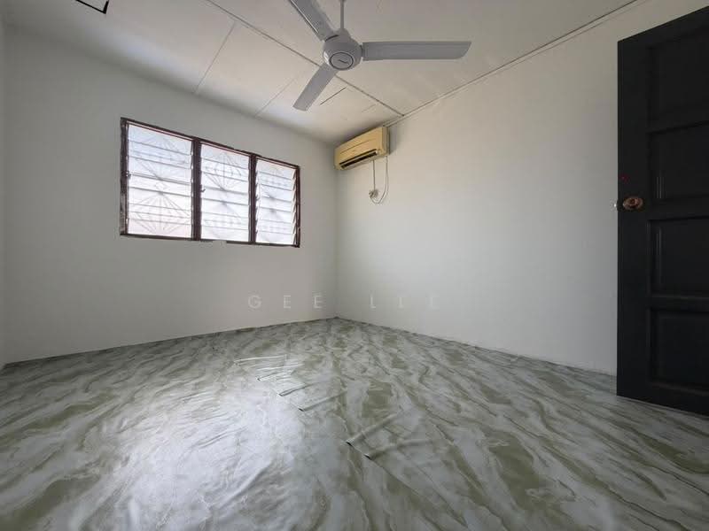 Flat for Rent at Perumahan Awam Seri Langkawi 1 - GEE Lee - Interior - PropertyGuru.com.my