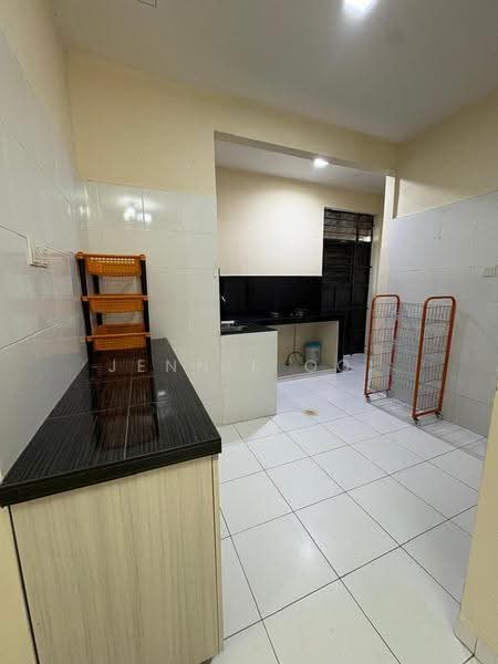 1-storey Terraced House for Sale in Bandar Penawar (Kota Tinggi) - Jennie Ooi - Kitchen - PropertyGuru.com.my