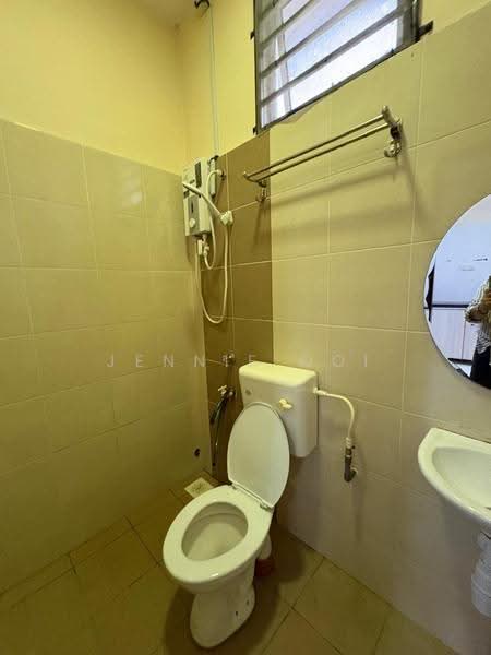 1-storey Terraced House for Sale in Bandar Penawar (Kota Tinggi) - Jennie Ooi - Bathroom - PropertyGuru.com.my