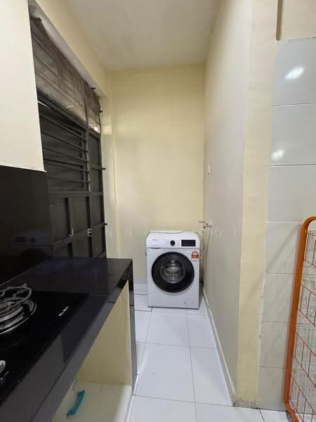 1-storey Terraced House for Sale in Bandar Penawar (Kota Tinggi) - Jennie Ooi - Kitchen - PropertyGuru.com.my