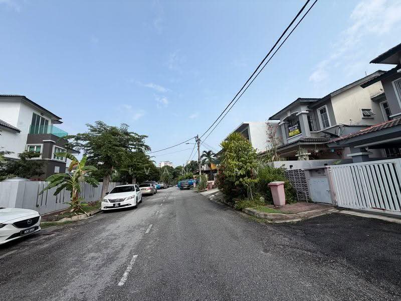 2-storey Terraced House for Rent in Saujana Damansara (Damansara Damai) - Ivan Tan - Exterior - PropertyGuru.com.my