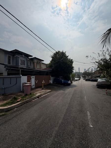 2-storey Terraced House for Rent in Saujana Damansara (Damansara Damai) - Ivan Tan - PropertyGuru.com.my