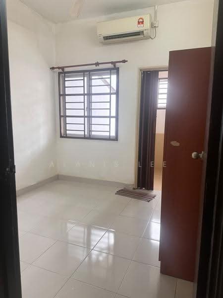 Rumah Teres 2-Tingkat untuk Disewa di Taman Seri Austin (Tebrau) - Alanis Lee - Interior - PropertyGuru.com.my