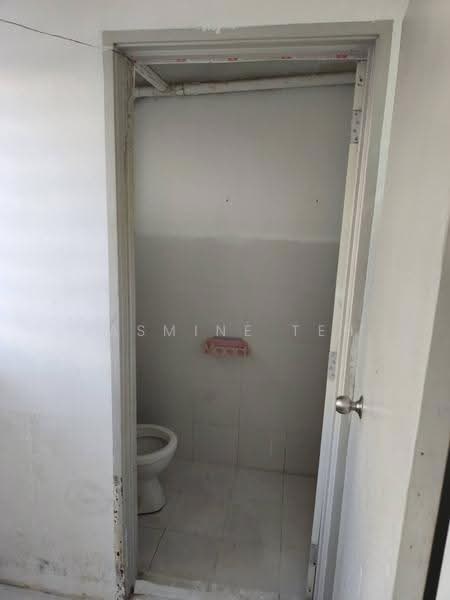 Rumah Flat untuk Disewa di Hillpark Residences - Jasmine Teh - Bathroom - PropertyGuru.com.my
