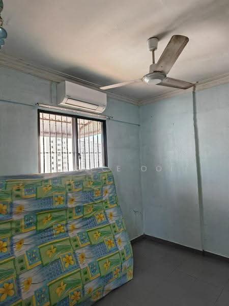 Flat for Rent at Taman Bendera - Janice Ooi - Bedroom - PropertyGuru.com.my