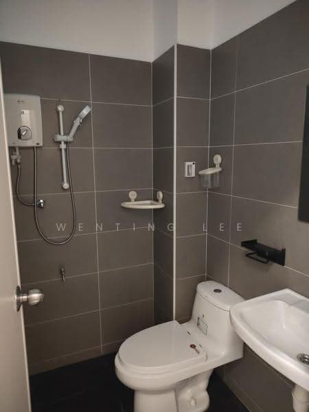 Rumah Teres 1-Tingkat untuk Disewa di Taman Setia Indah (Tebrau) - Wenting Lee - Bathroom - PropertyGuru.com.my