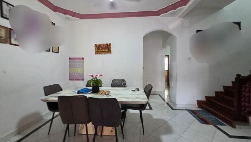 Rumah Teres 2-Tingkat untuk Disewa di Mutiara Rini (Skudai) - Alex Cheah - Dining Room - PropertyGuru.com.my