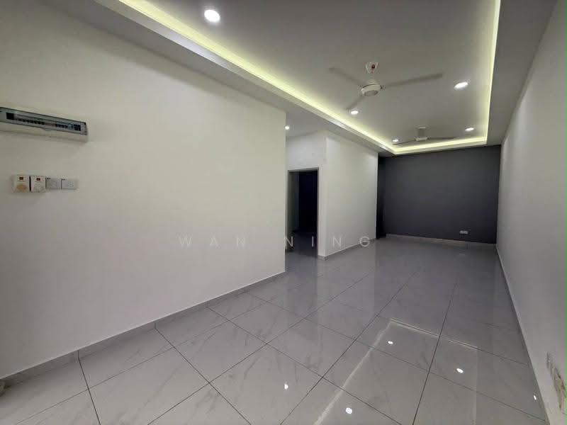 1-storey Terraced House for Sale in Taman Pulai Indah (Johor Bahru) - Wan Ning - Living Room - PropertyGuru.com.my