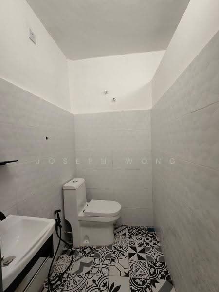1-storey Terraced House for Sale in Taman Bendahara (Ipoh) - Joseph Wong - Bathroom - PropertyGuru.com.my