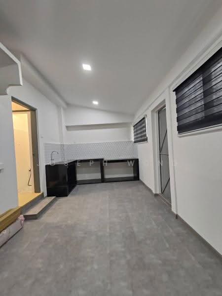 1-storey Terraced House for Sale in Taman Bendahara (Ipoh) - Joseph Wong - Kitchen - PropertyGuru.com.my
