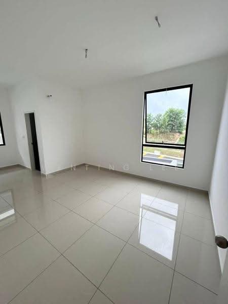 2-storey Terraced House for Sale in Johor Bahru (Johor) - Wenting Lee - Living Room - PropertyGuru.com.my