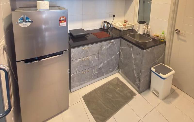 Service Residence for Sale at The Wave Residence - CHIN FN - Kitchen - PropertyGuru.com.my