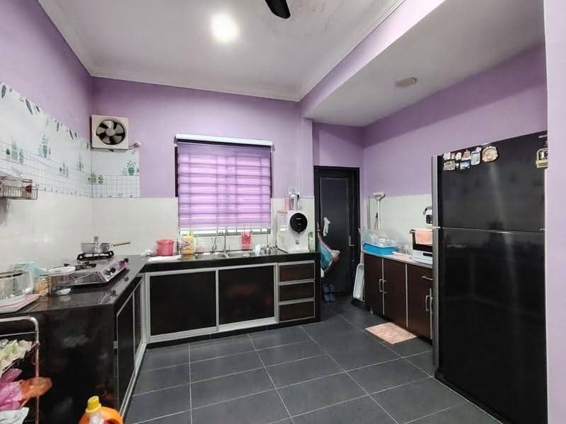 1-storey Terraced House for Sale in Taman Universiti (Skudai) - Wenting Lee - Kitchen - PropertyGuru.com.my