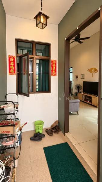 Rumah Teres 1-Tingkat untuk Dijual di Taman Nusa Intan (Senawang) - Khairul Idzwan - Entrance - PropertyGuru.com.my