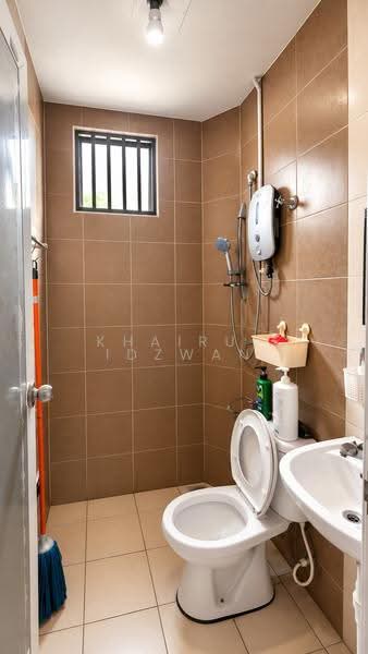 Rumah Teres 1-Tingkat untuk Dijual di Taman Nusa Intan (Senawang) - Khairul Idzwan - Bathroom - PropertyGuru.com.my
