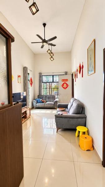 Rumah Teres 1-Tingkat untuk Dijual di Taman Nusa Intan (Senawang) - Khairul Idzwan - Living Room - PropertyGuru.com.my