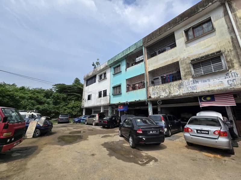 Shop for Sale in Tampoi (Johor) - Jayden Ng - Exterior - PropertyGuru.com.my