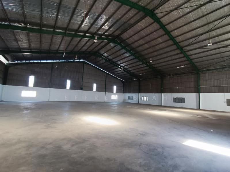Warehouse for Rent in Kampung Baru Sungai Buloh (Sungai Buloh) - Jeffrey Siah - Exterior - PropertyGuru.com.my