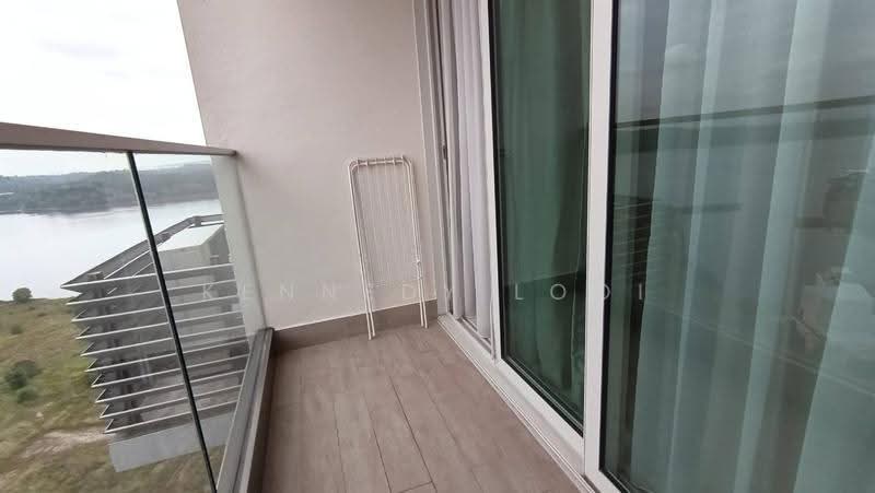 Kediaman Servis untuk Disewa di Puteri Cove Residences - Kennedy Looi - Balcony - PropertyGuru.com.my