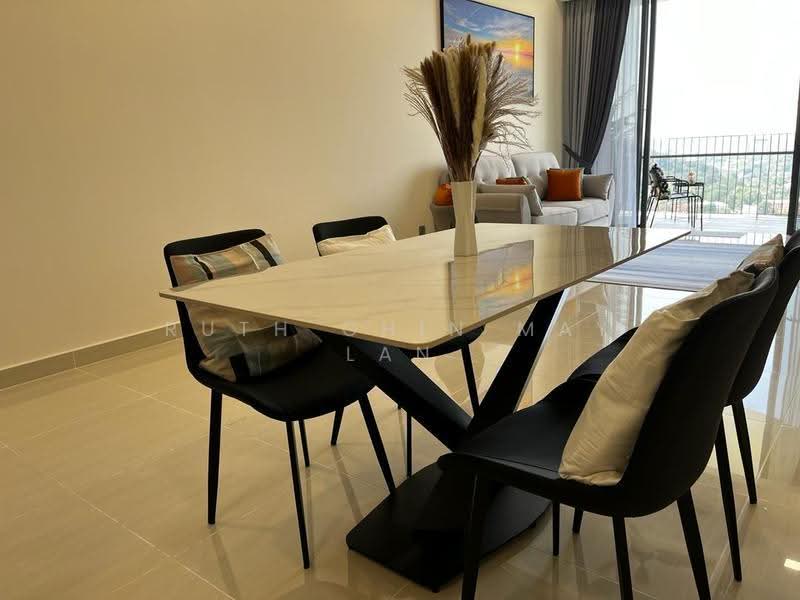 Service Residence for Rent at Senada Residence @ KLGCC Resort - Ruth Chin May Lan - Dining Room - PropertyGuru.com.my