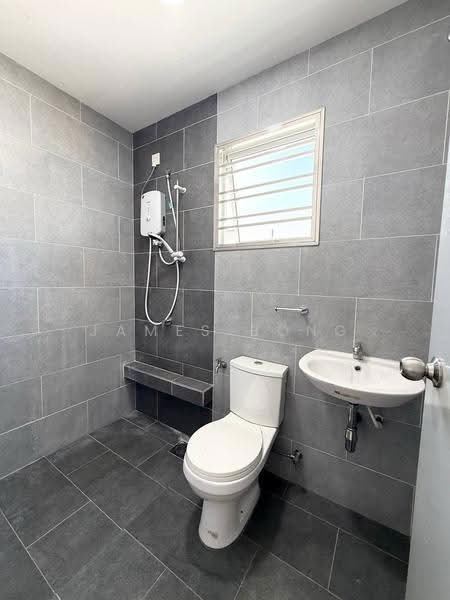 Rumah Teres 2-Tingkat untuk Disewa di Masai (Johor) - James Bong - Bathroom - PropertyGuru.com.my