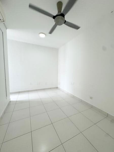 Rumah Kluster untuk Dijual di Setia Tropika (Johor Bahru) - Amber Ma - Interior - PropertyGuru.com.my