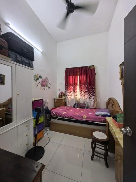 Semi-Detached House for Sale in Taman Silibin Saujana (Ipoh) - Joseph Wong - Bedroom - PropertyGuru.com.my
