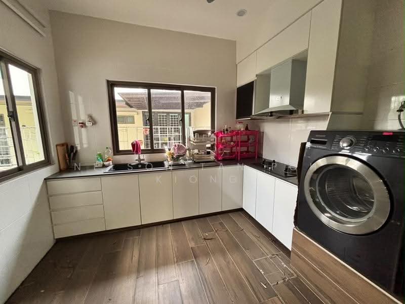 Semi-Detached House for Sale in Skudai (Johor) - Nelson Tan Poh Kiong - Kitchen - PropertyGuru.com.my