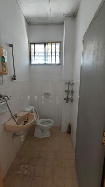 Rumah Teres 2-Tingkat untuk Dijual di Taman Molek (Johor Bahru) - Jesserine Neo - PropertyGuru.com.my