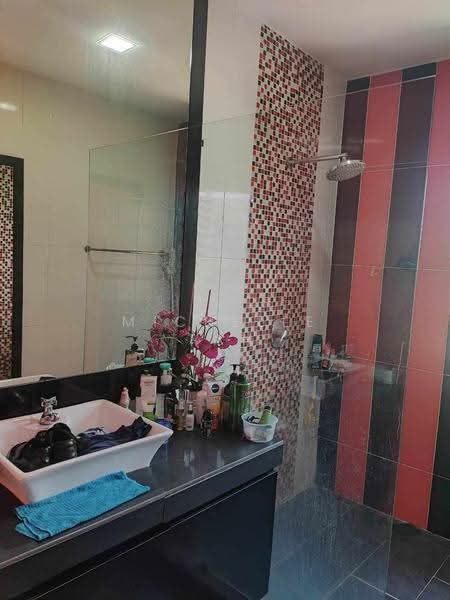 Condominium for Sale at Putra Indah Condominium - Michelle Tan - Bathroom - PropertyGuru.com.my