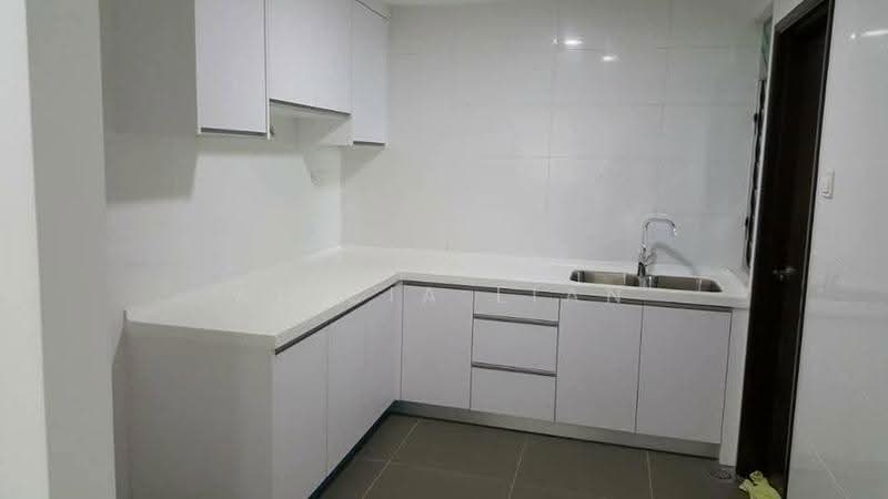Kediaman Servis untuk Disewa di Molek Pulai - Alicia Lian - Kitchen - PropertyGuru.com.my