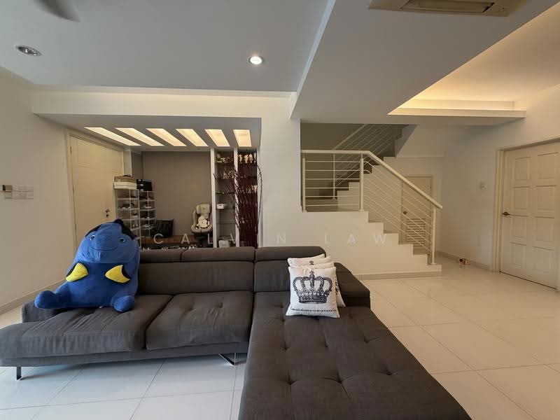 Rumah Teres 2-Tingkat untuk Dijual di Bandar Utama 7 (Bandar Utama) - Calvin Law - Living Room - PropertyGuru.com.my