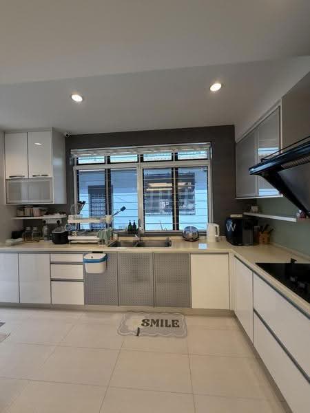 Rumah Teres 2-Tingkat untuk Dijual di Bandar Utama 7 (Bandar Utama) - Calvin Law - Kitchen - PropertyGuru.com.my