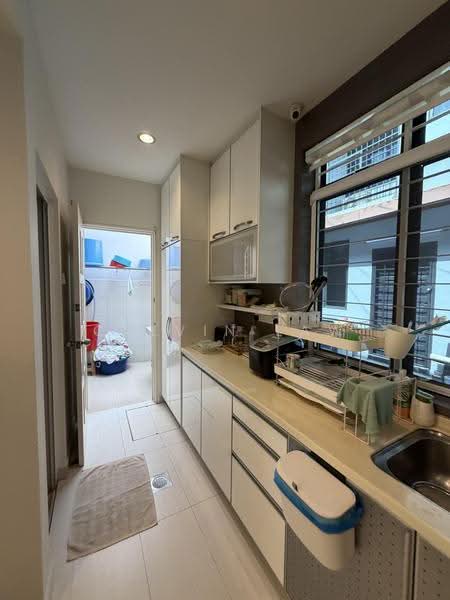 Rumah Teres 2-Tingkat untuk Dijual di Bandar Utama 7 (Bandar Utama) - Calvin Law - Kitchen - PropertyGuru.com.my