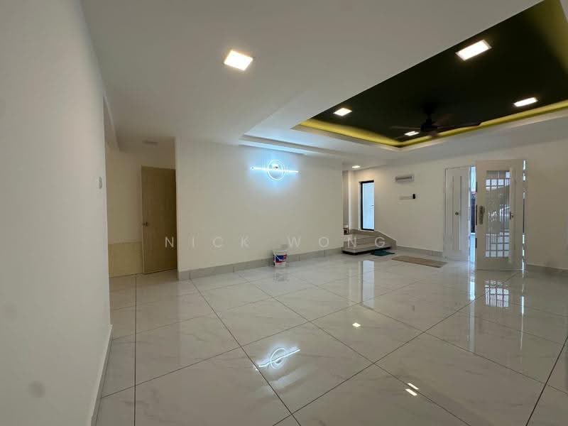 Rumah Teres 2-Tingkat untuk Dijual di Bandar Mahkota Cheras (Cheras) - Nick Wong - Living Room - PropertyGuru.com.my
