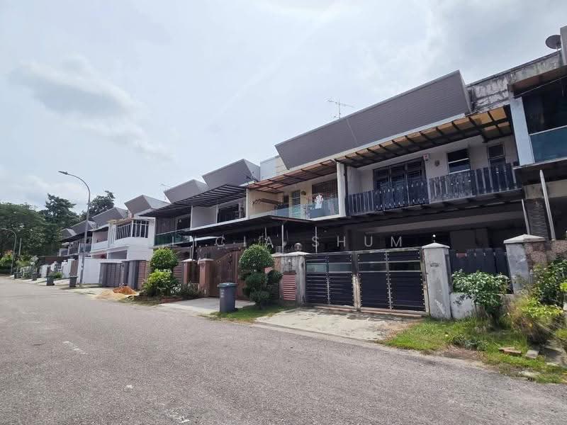 2-storey Terraced House for Sale in Taman Bestari Indah (Ulu Tiram) - Alicia Shum - PropertyGuru.com.my