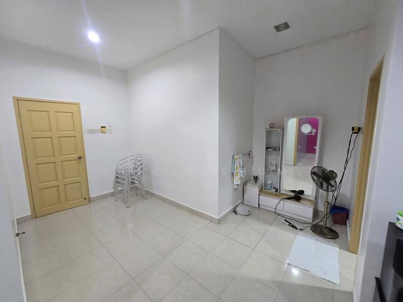 2-storey Terraced House for Sale in Taman Bestari Indah (Ulu Tiram) - Alicia Shum - PropertyGuru.com.my