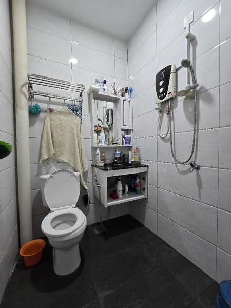 1-storey Terraced House for Sale in Masai (Johor) - Evelyn Heng - Bathroom - PropertyGuru.com.my