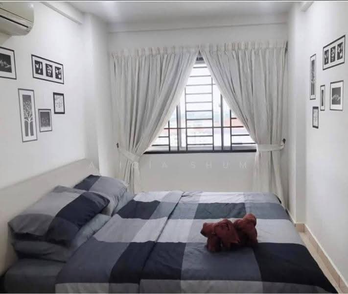 Apartment for Rent at Bayu Puteri 3 - Alicia Shum - Bedroom - PropertyGuru.com.my