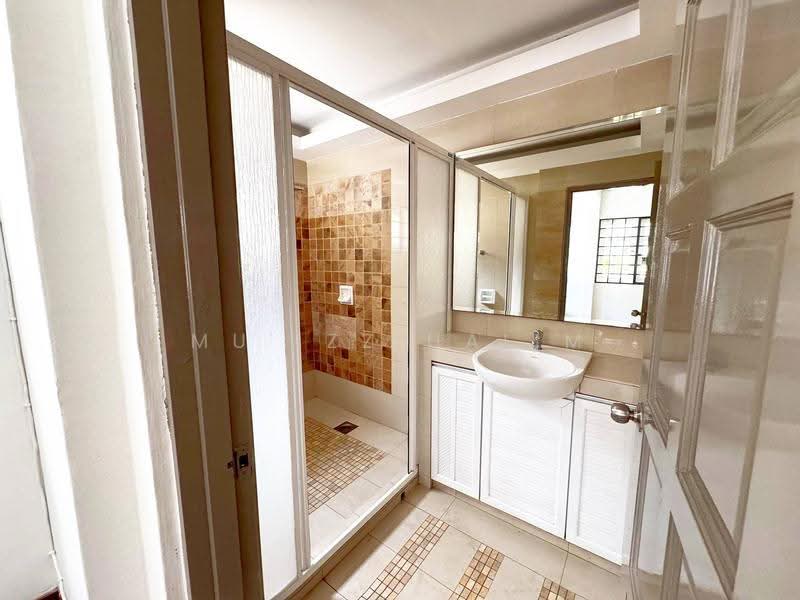Semi-Detached House for Rent in Taman Lucky (Bangsar) - Mu'izz Halim - Bathroom - PropertyGuru.com.my