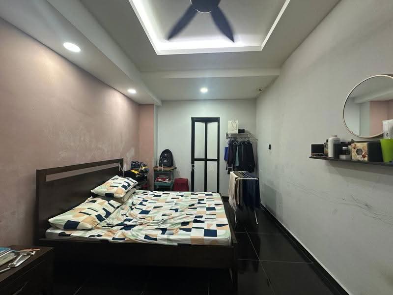 2-storey Terraced House for Sale in Saujana Impian (Kajang) - Mahirah . - Bedroom - PropertyGuru.com.my