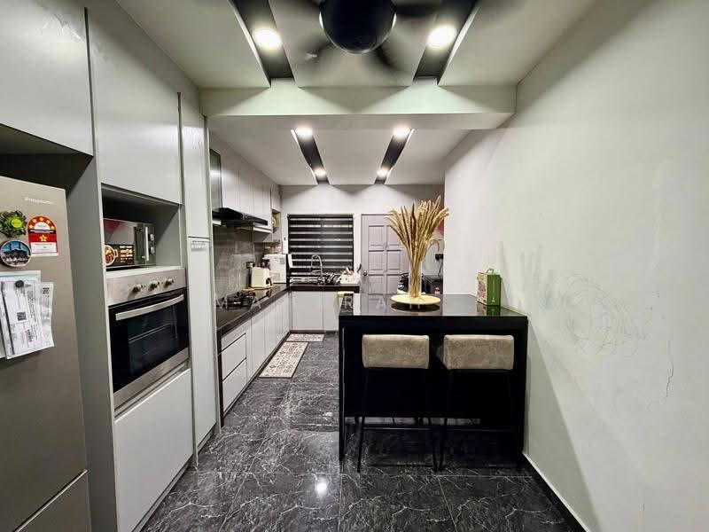 2-storey Terraced House for Sale in Saujana Impian (Kajang) - Mahirah . - Kitchen - PropertyGuru.com.my